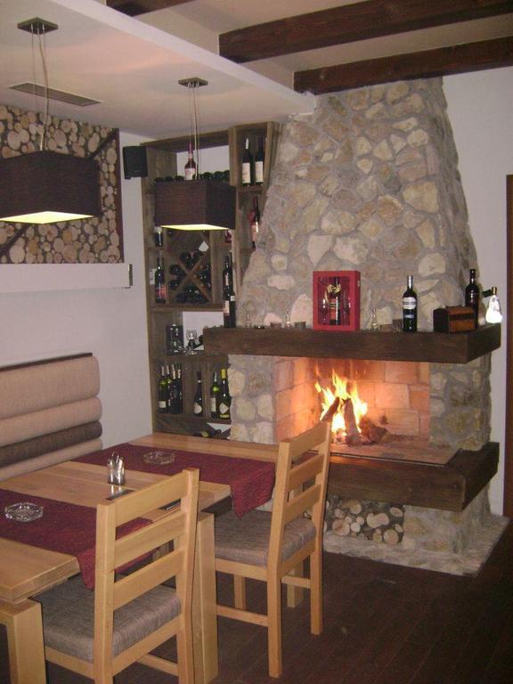 Guest House Zavicaj 帕莱 外观 照片